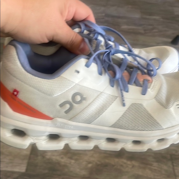 On CloudWomen shoes - White and periwinkles - Picture 6 of 9